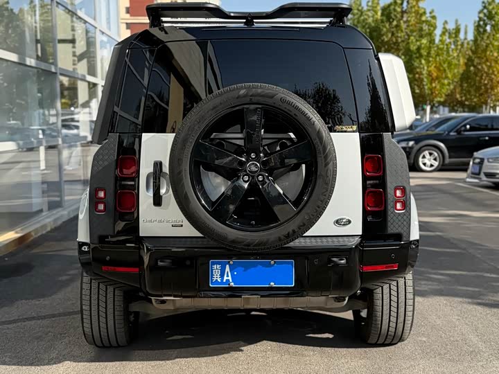 Фото 2 - Land Rover Defender