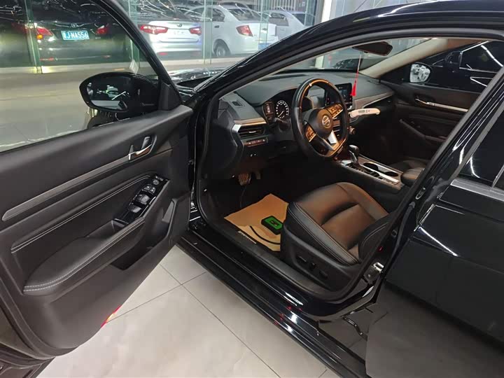 Фото 16 - Nissan Teana