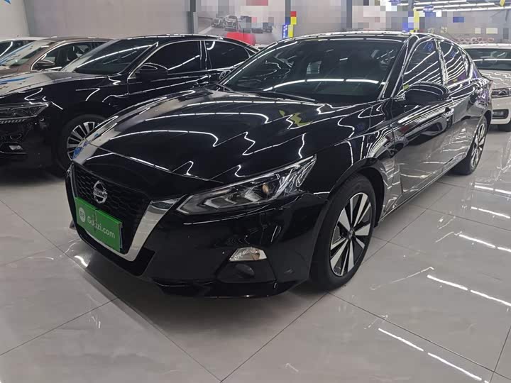 Фото 2 - Nissan Teana