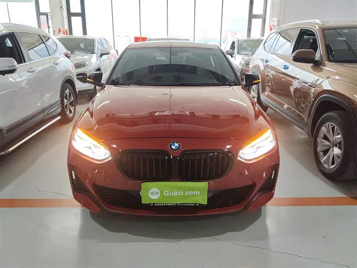 Фото 3 - BMW 1 Series