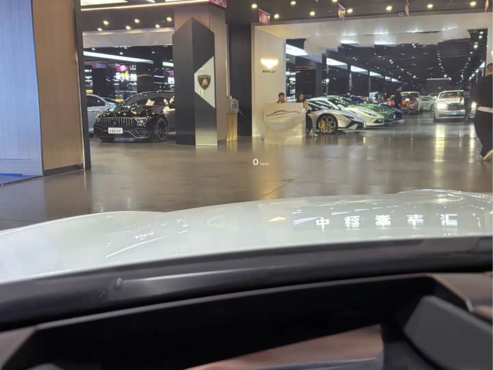 Фото 10 - Bentley Continental GT