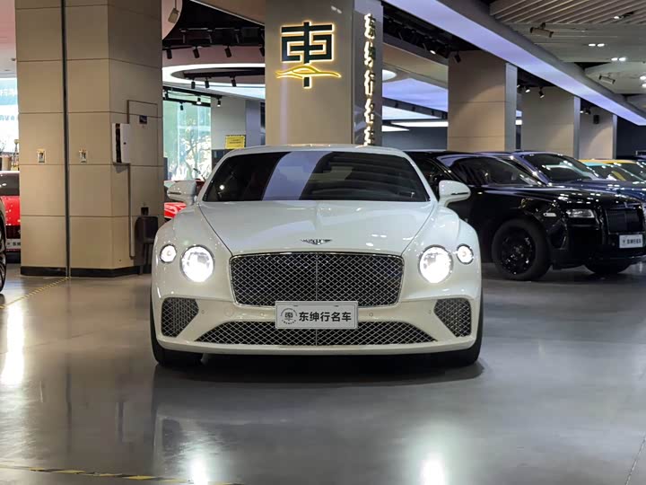 Фото 2 - Bentley Continental GT