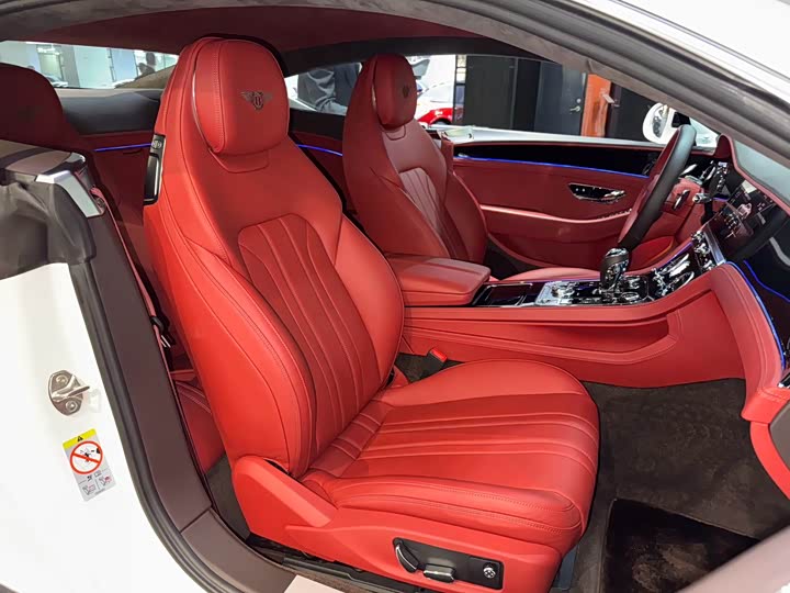 Фото 25 - Bentley Continental GT