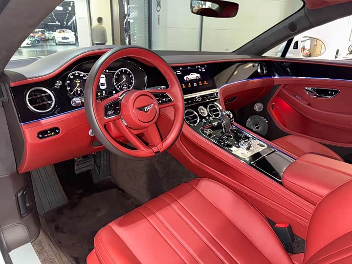 Фото 6 - Bentley Continental GT