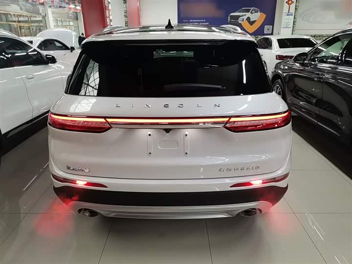 Фото 6 - Lincoln Corsair