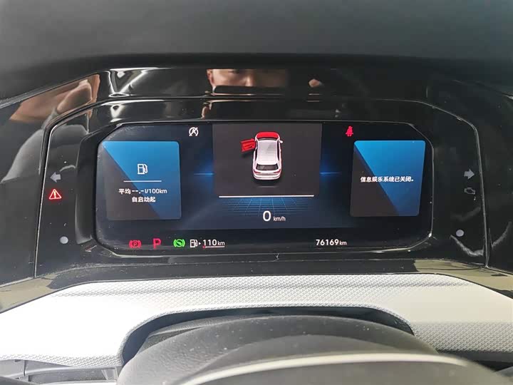 Фото 12 - Volkswagen Golf