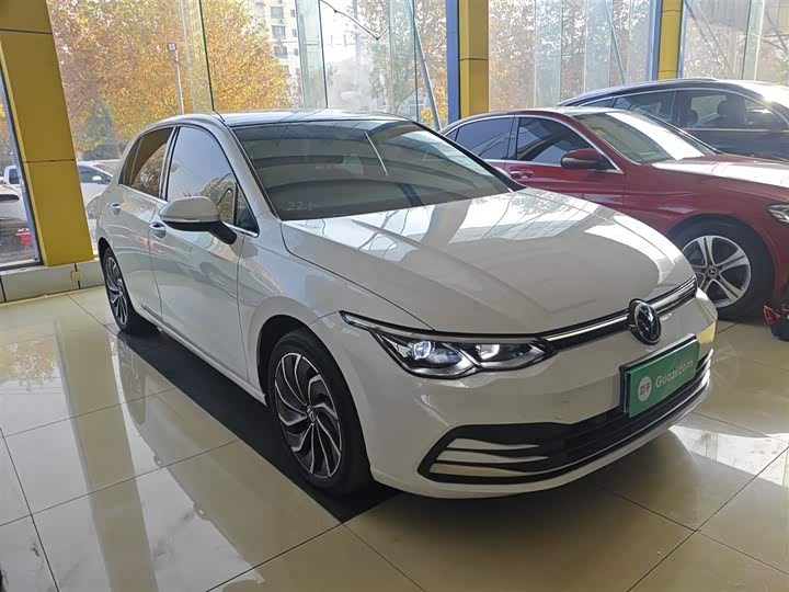 Фото 4 - Volkswagen Golf