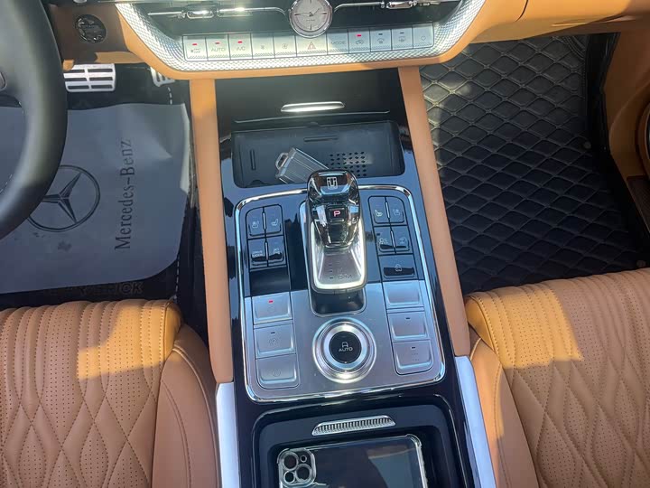 Фото 12 - Tank 500 Hybrid