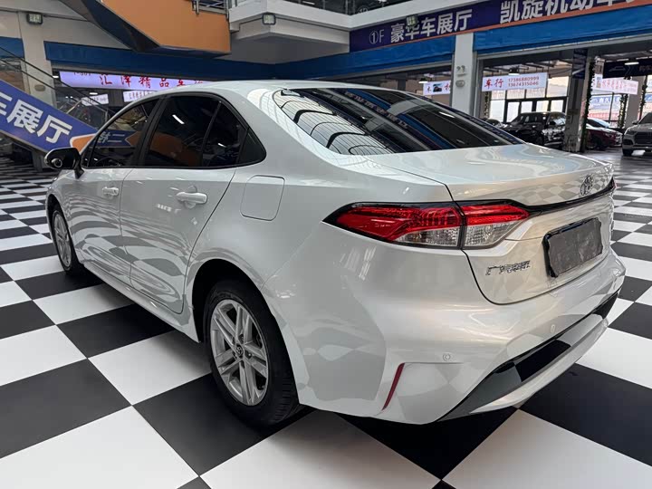 Фото 7 - Toyota Levin