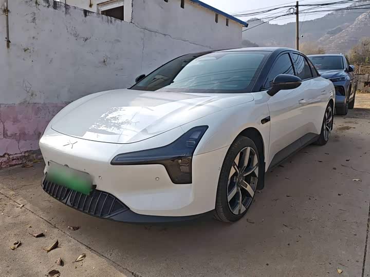 Фото 2 - XPeng Mona M03