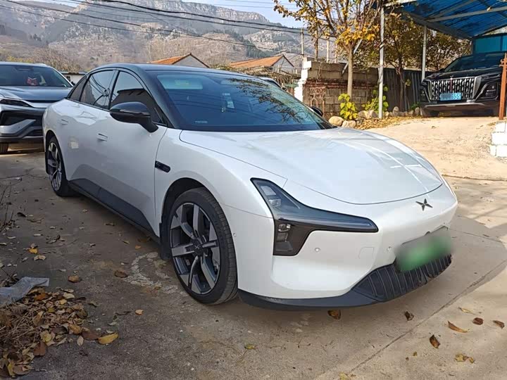 Фото 4 - XPeng Mona M03