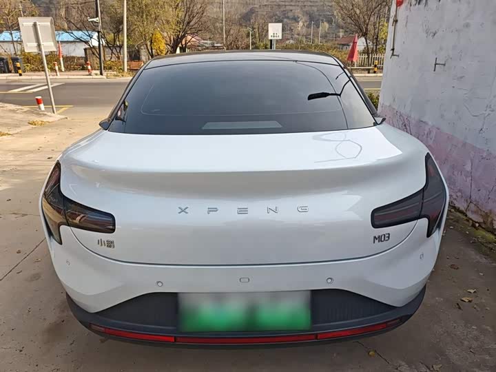 Фото 6 - XPeng Mona M03
