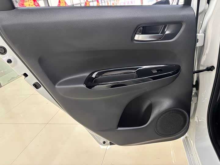 Фото 15 - Honda Life