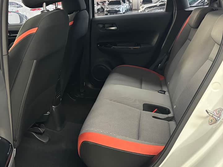 Фото 16 - Honda Life