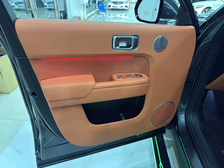 Фото 4 - LiXiang L8