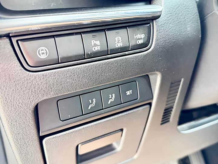 Фото 12 - Mazda 3 (Axela)