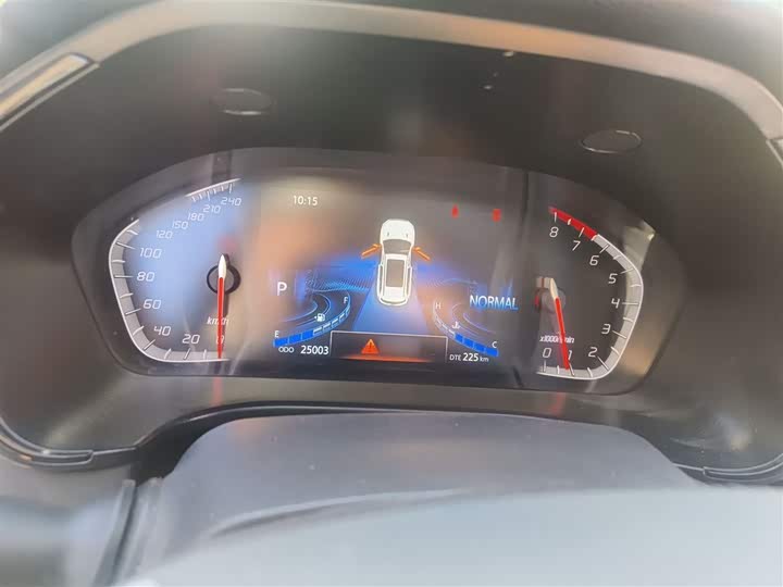 Фото 4 - Changan CS75