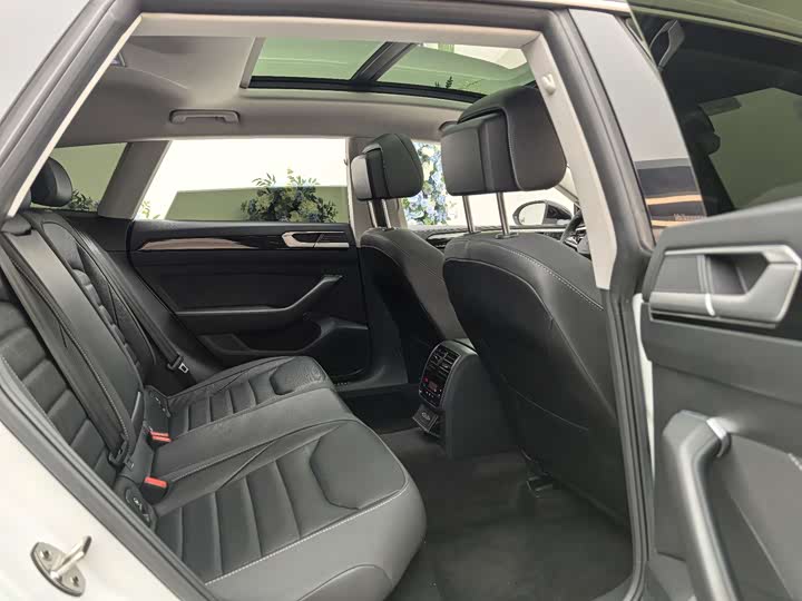 Фото 20 - Volkswagen CC