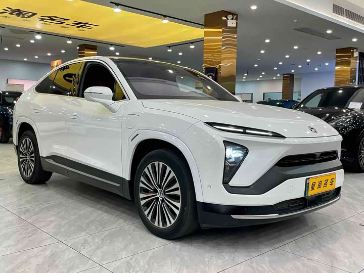 Фото 3 - Nio EC6