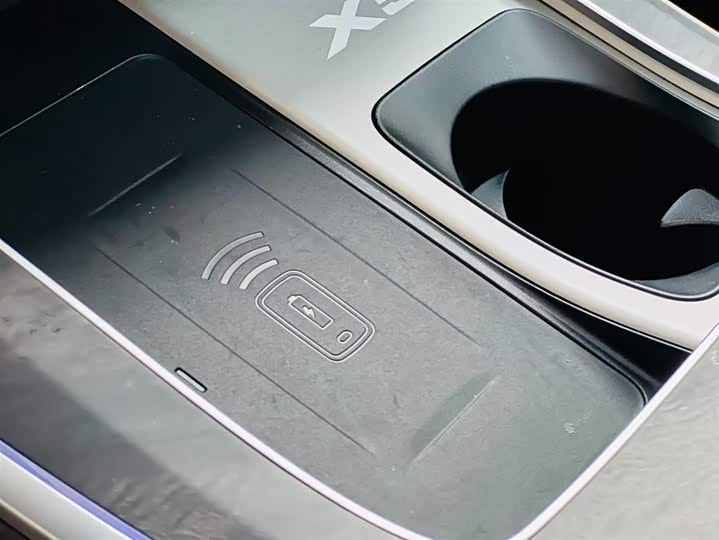 Фото 15 - BMW X5