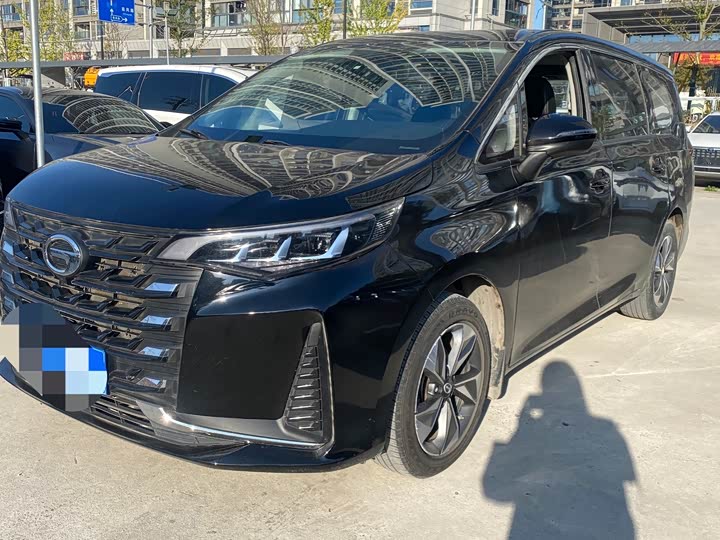 Фото 1 - GAC Trumpchi M6