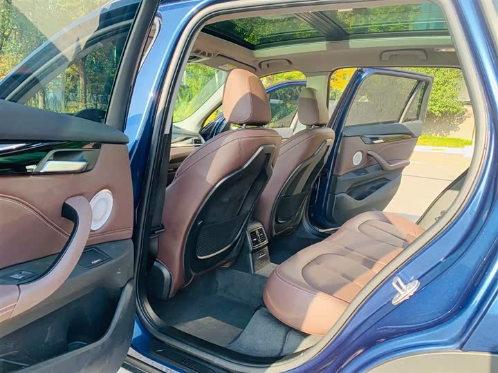 Фото 18 - BMW X1