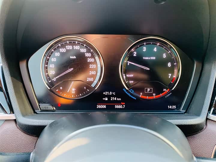 Фото 20 - BMW X1