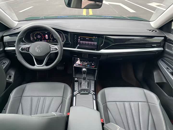 Фото 5 - Volkswagen Passat