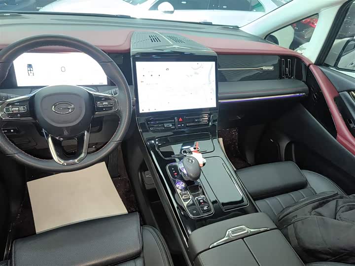 Фото 13 - GAC Trumpchi E9