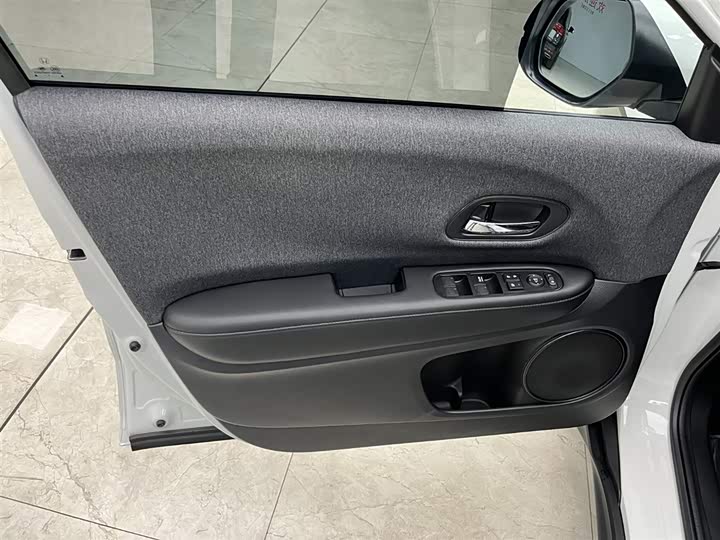 Фото 10 - Honda XR-V