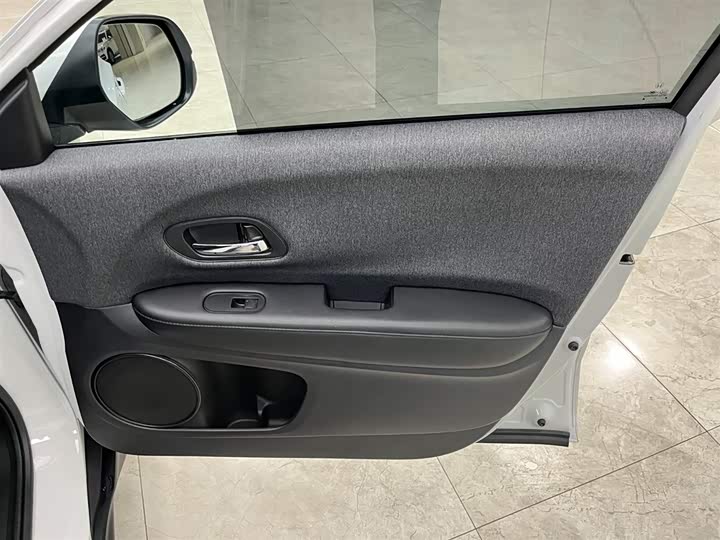 Фото 12 - Honda XR-V