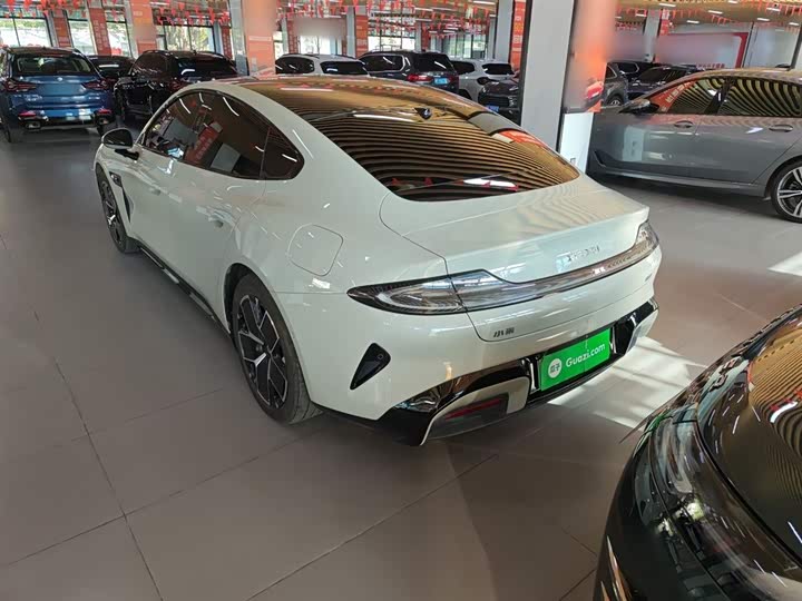 Фото 5 - Xiaomi SU7