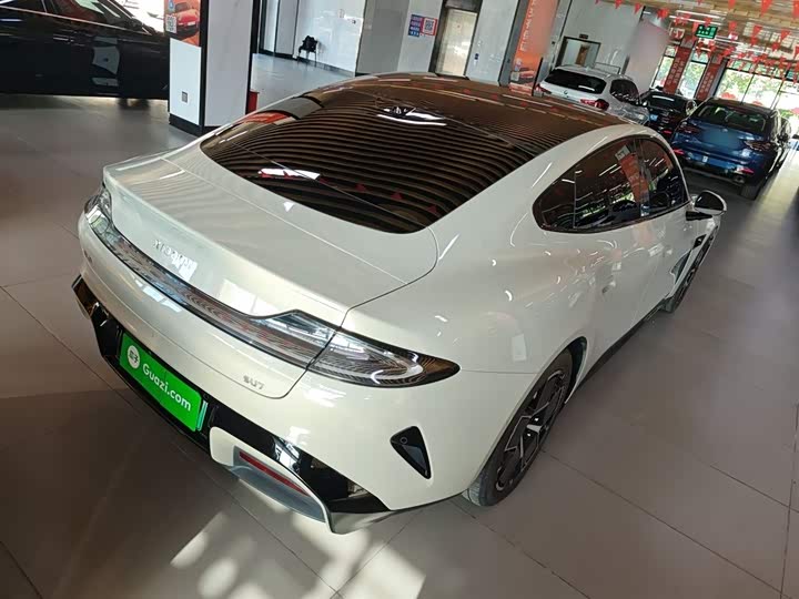 Фото 7 - Xiaomi SU7