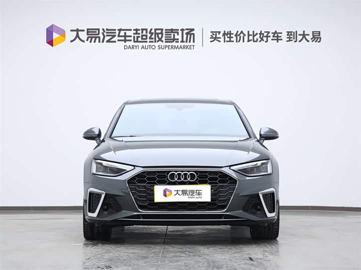 Фото 2 - Audi A4L