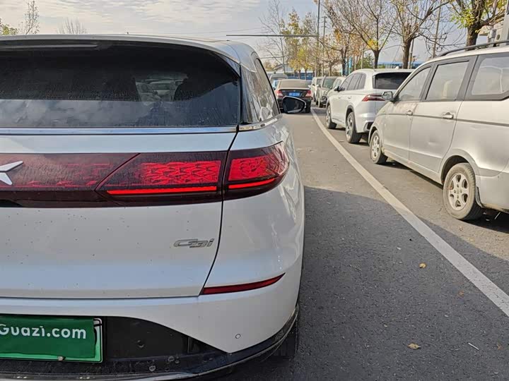 Фото 8 - XPeng G3