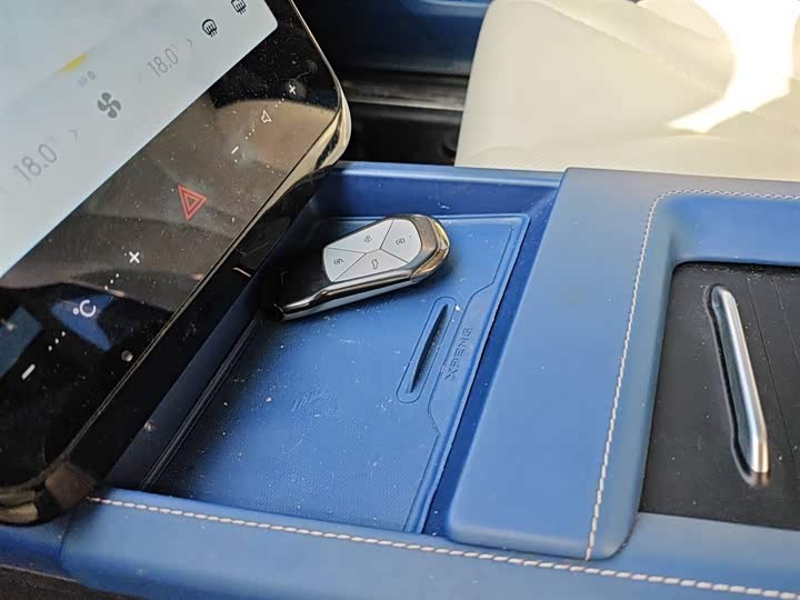 Фото 9 - XPeng G3