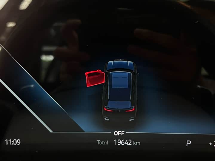 Фото 16 - BMW X5