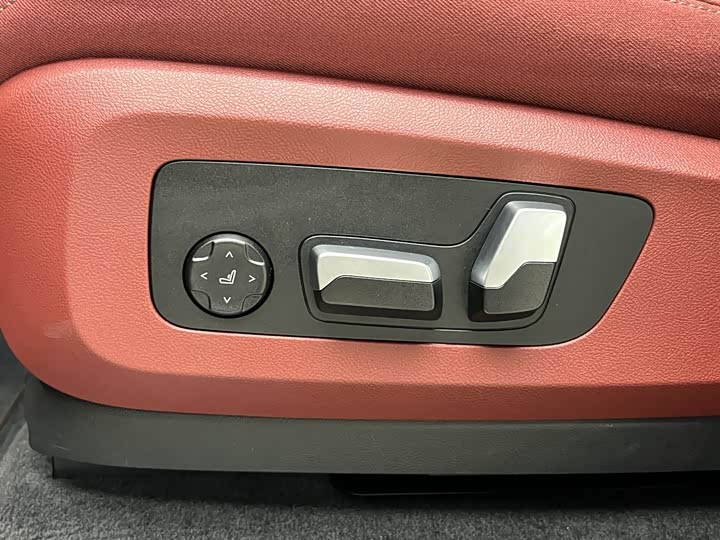 Фото 21 - BMW X5