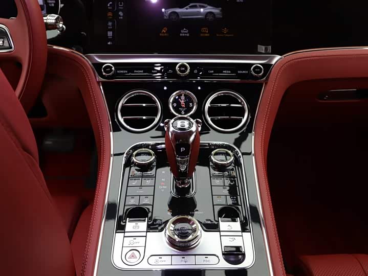 Фото 12 - Bentley Continental GT