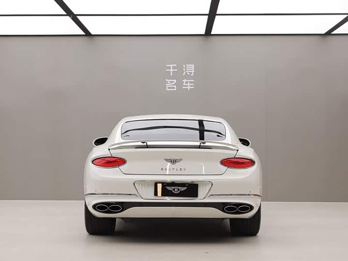 Фото 14 - Bentley Continental GT