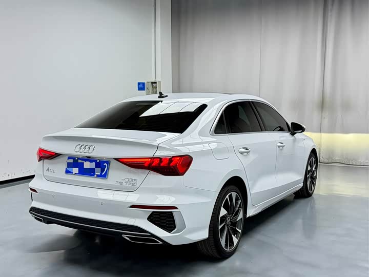 Фото 13 - Audi A3