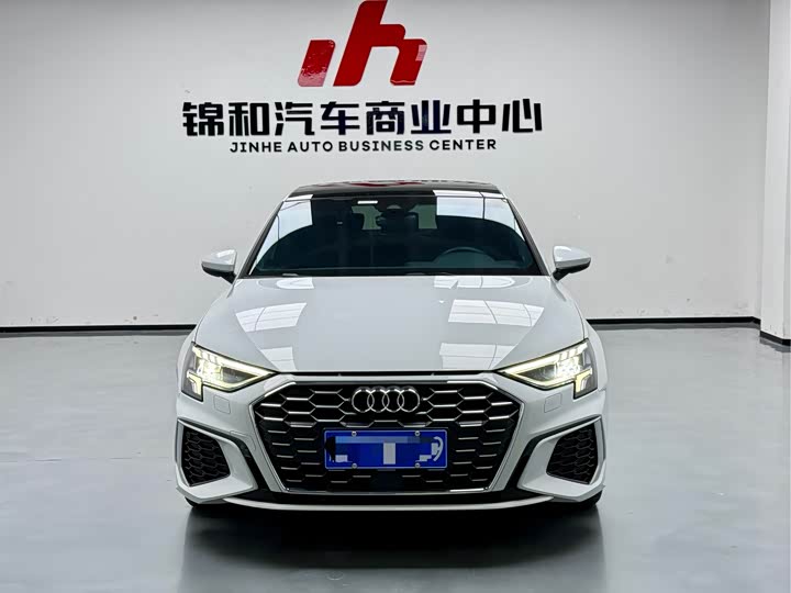 Фото 2 - Audi A3