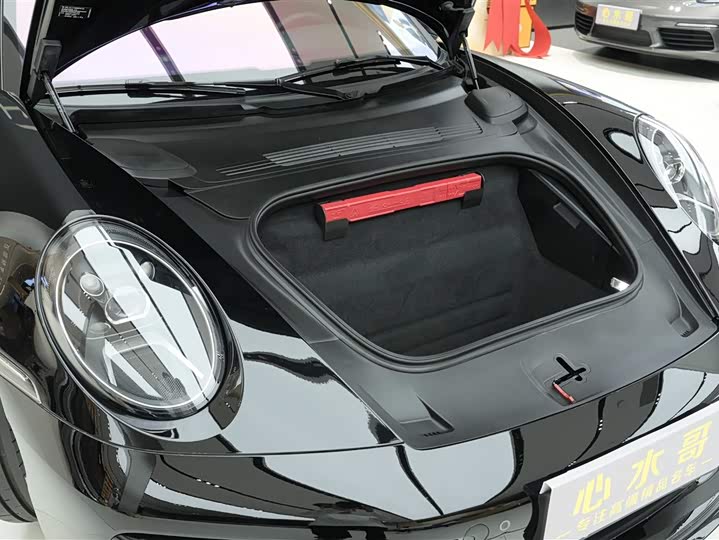 Фото 24 - Porsche 911