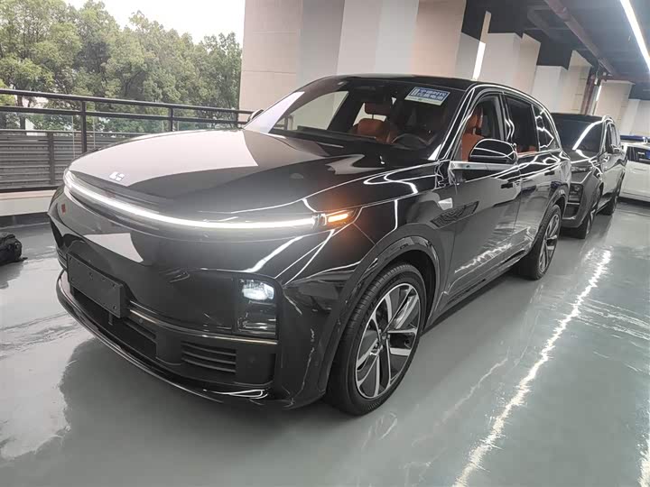 Фото 1 - LiXiang L7