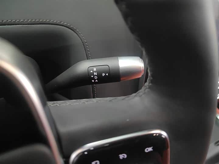 Фото 14 - LiXiang L7