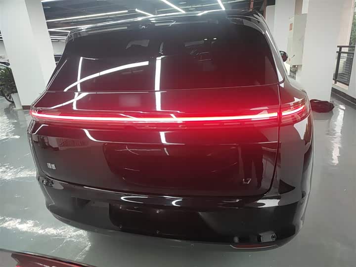 Фото 6 - LiXiang L7