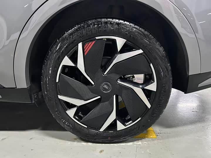 Фото 12 - Ford Mondeo