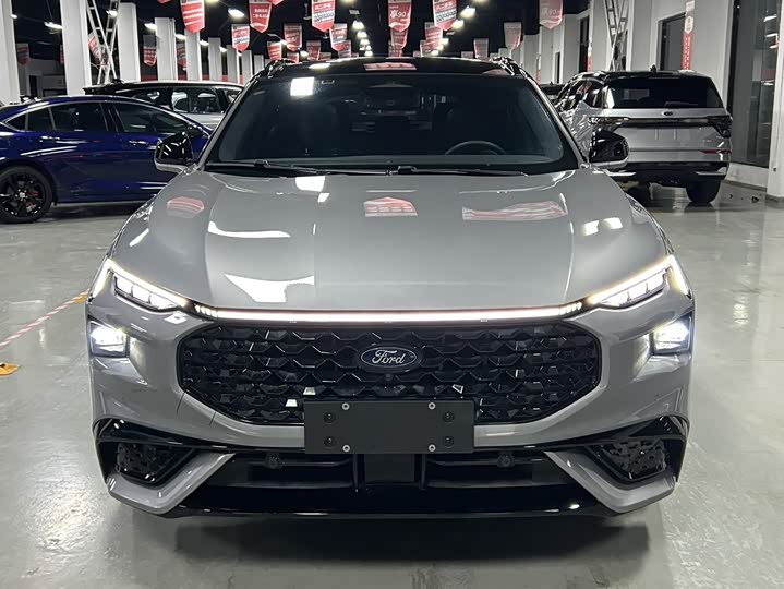 Фото 18 - Ford Mondeo