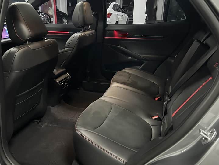 Фото 4 - Ford Mondeo