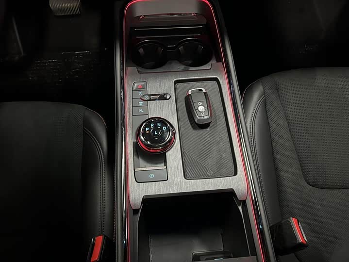 Фото 5 - Ford Mondeo